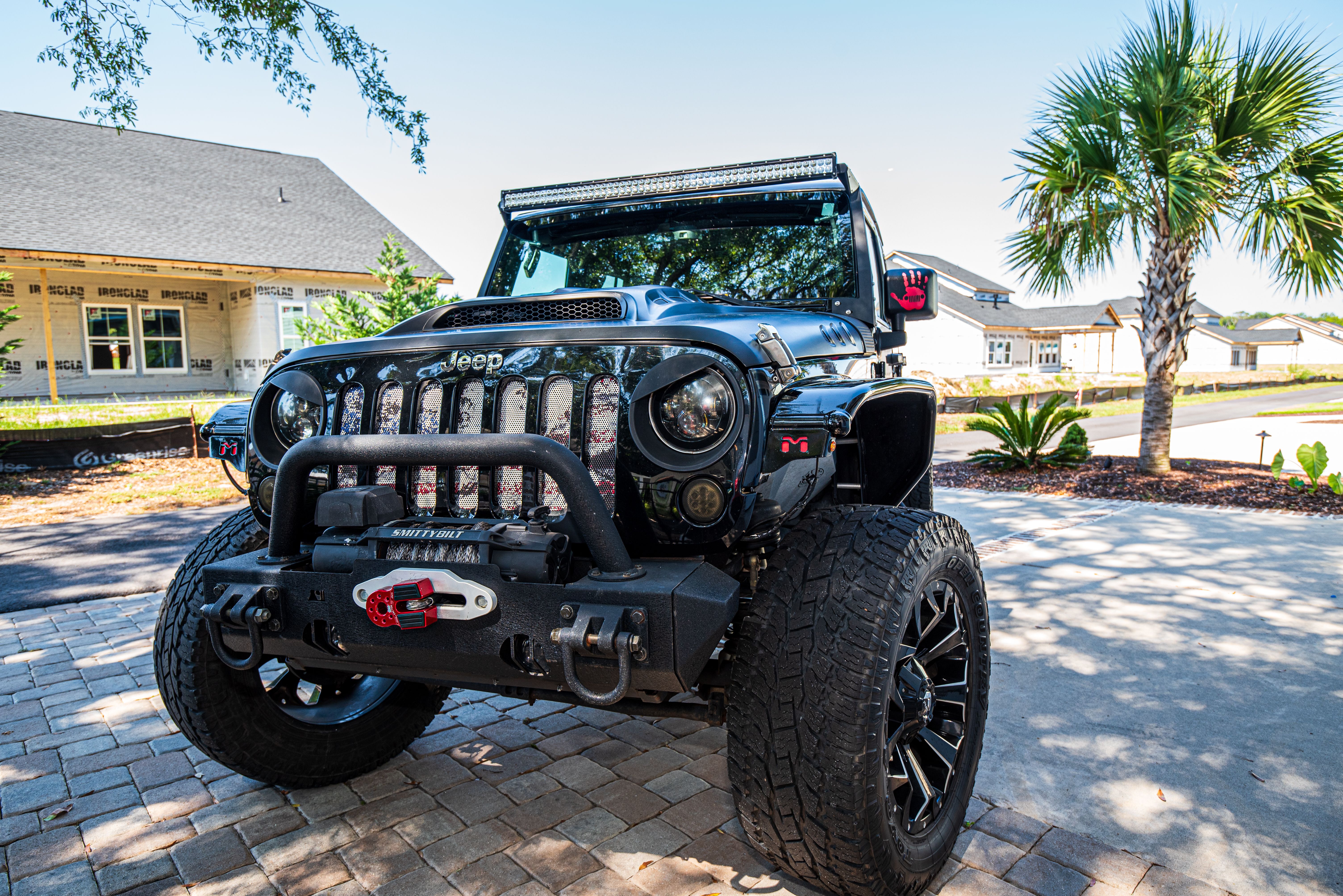 Used 2015 Jeep Wrangler Unlimited Sahara AWD/4WD image 4