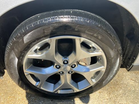 Used 2015 Subaru Forester 2.5i Touring w/ Popular Package #2 image 8