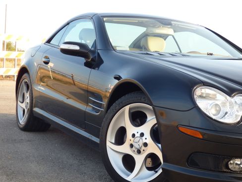 Used 2005 Mercedes-Benz SL 500 SL 500 Roadster 2D image 19