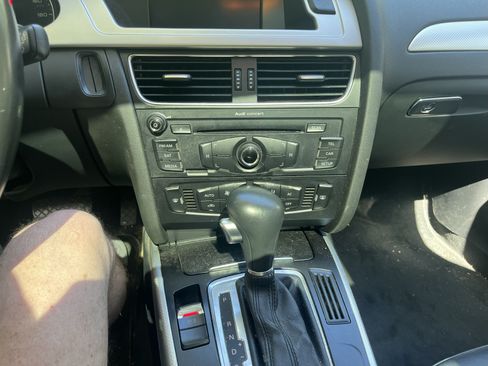 Used 2012 Audi A4 2.0T Premium image 11