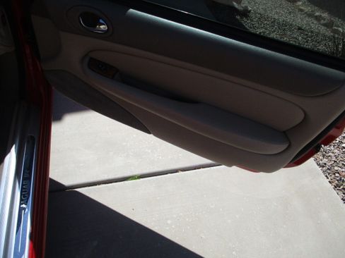 Used 2005 Jaguar XK8 Convertible RWD image 14