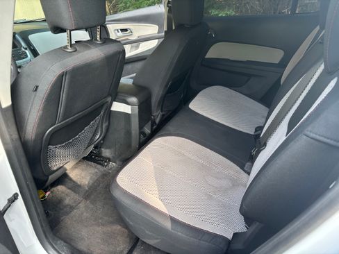 Used 2016 Chevrolet Equinox LT w/ Convenience Package AWD/4WD image 9