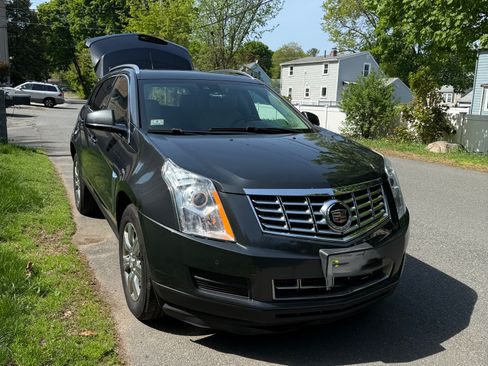 Used 2014 Cadillac SRX Luxury w/ Driver Awareness Package AWD/4WD image 6