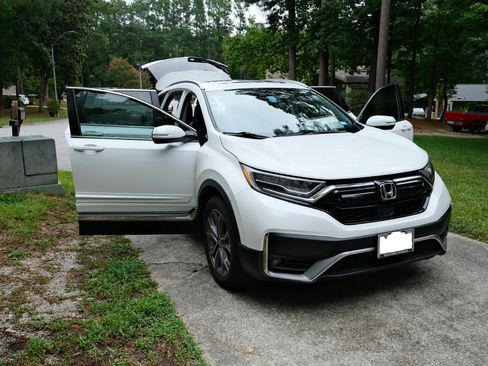 Used 2020 Honda CR-V Touring image 5
