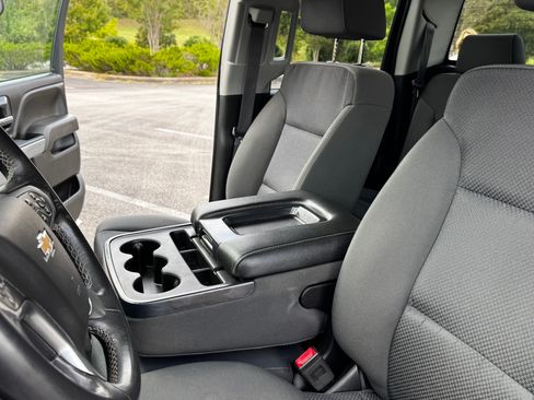 Used 2017 Chevrolet Silverado 1500 LT w/ All Star Edition image 9