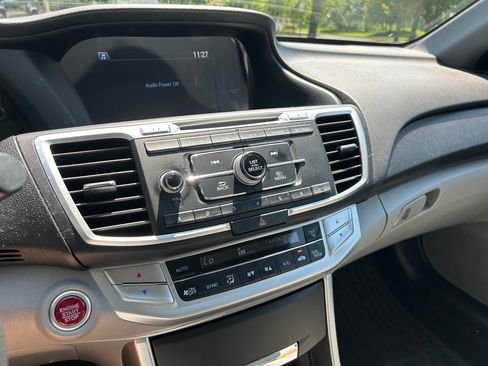 Used 2014 Honda Accord EX image 5