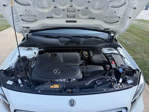 Used 2019 Mercedes-Benz GLA 250 4MATIC image 18