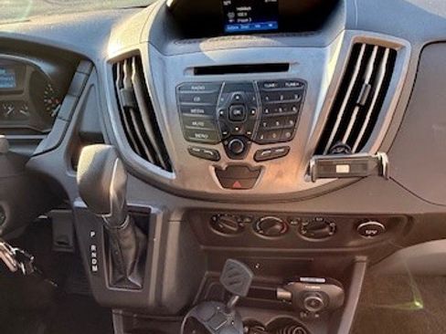 Used 2019 Ford Transit 350 XLT image 14