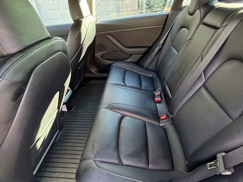 Used 2023 Tesla Model 3 Performance image 11