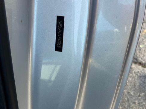 Used 2015 Hyundai Elantra SE FWD image 20