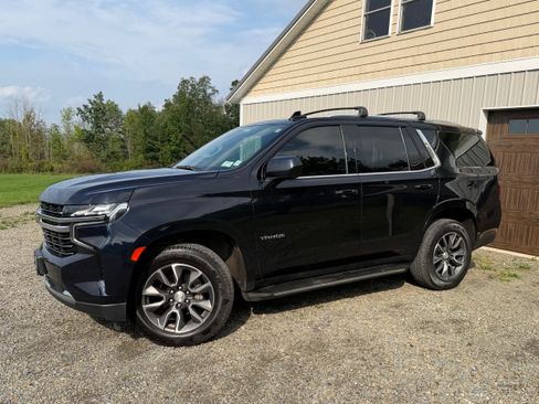 Used 2021 Chevrolet Tahoe LT AWD/4WD image 2