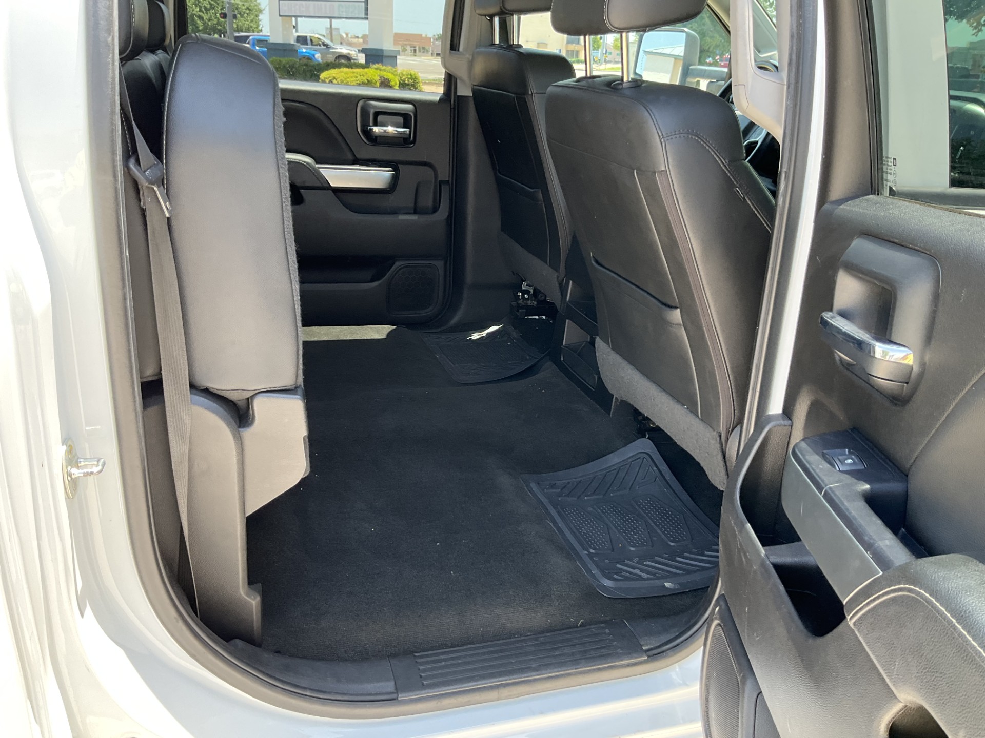 Used 2018 Chevrolet Silverado 3500 LT AWD/4WD image 15