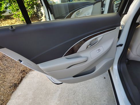 Used 2014 Buick LaCrosse Leather image 15