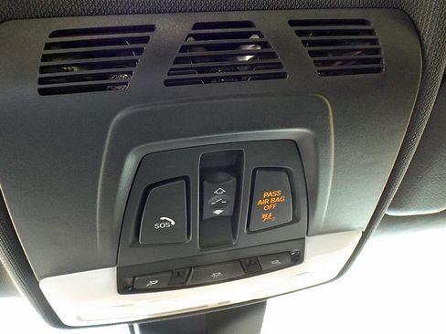 Used 2019 BMW 230i Coupe w/ Convenience Package image 15