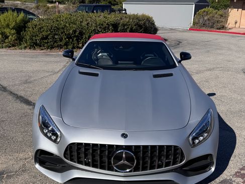 Used 2018 Mercedes-Benz AMG GT Roadster image 12
