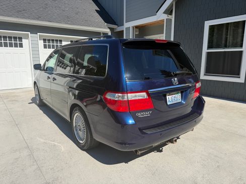Used 2006 Honda Odyssey Touring image 2