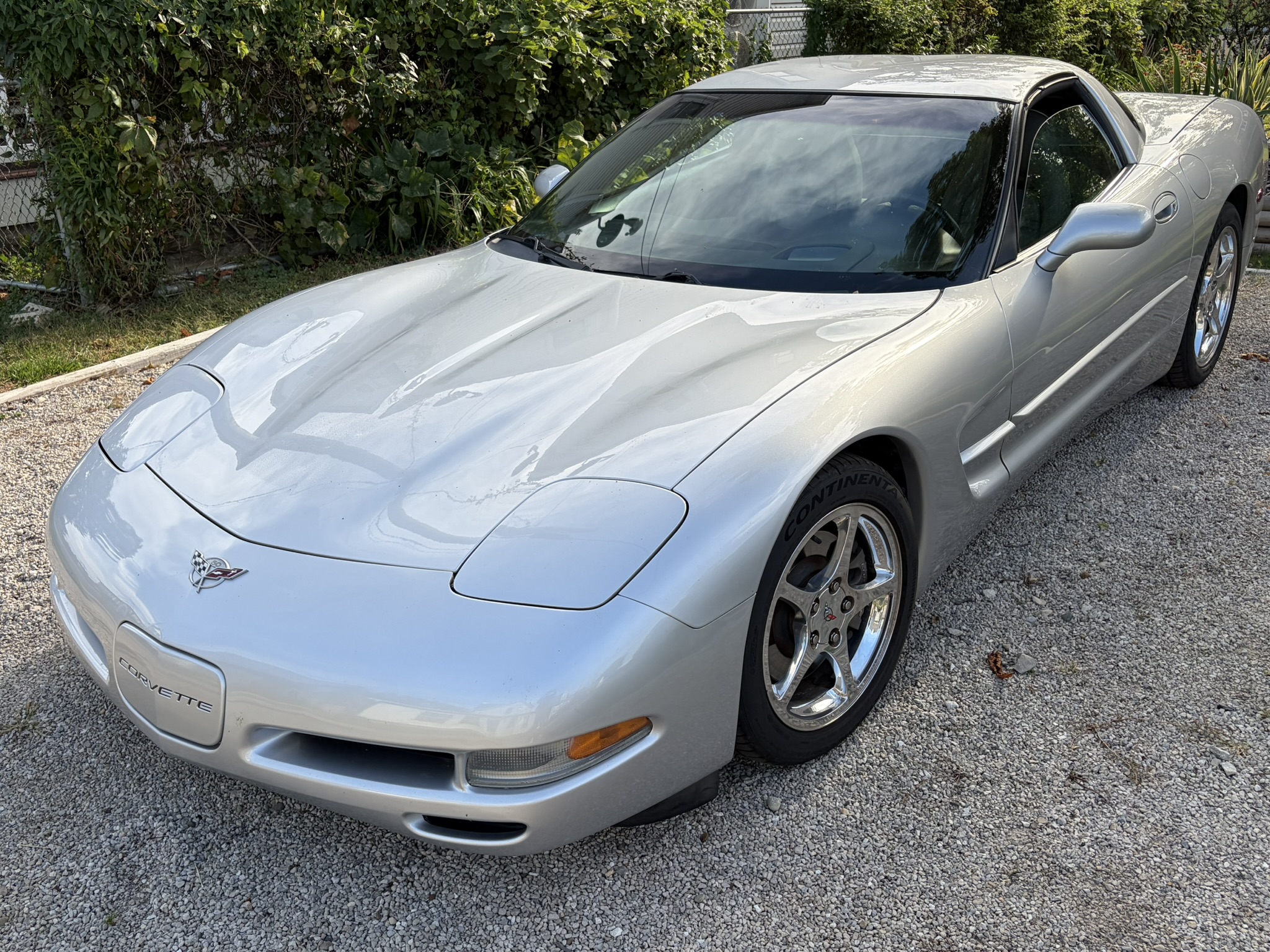 Used 2003 Chevrolet Corvette Coupe w/ Preferred Equipment Group RWD image 4
