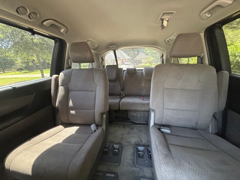 Used 2016 Honda Odyssey SE image 11