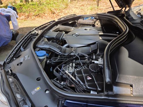 Used 2016 Mercedes-Benz GL 450 4MATIC image 12