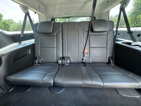 Used 2018 GMC Yukon XL SLT w/ Open Road Package AWD/4WD image 14
