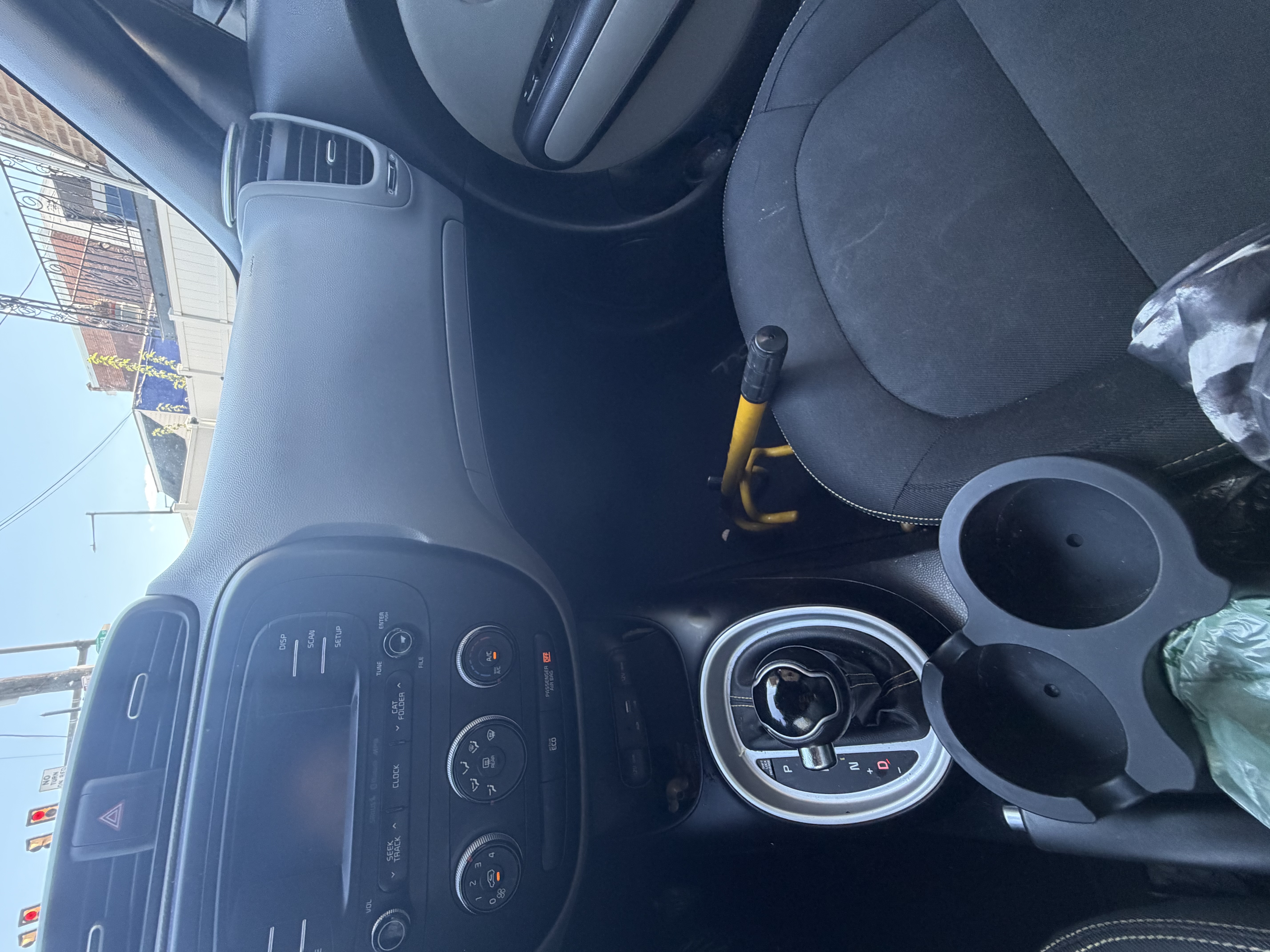 Used 2016 Kia Soul + FWD image 19
