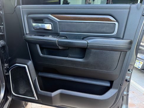 Used 2024 RAM 2500 Laramie image 19