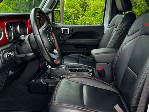 Used 2021 Jeep Gladiator Rubicon image 5