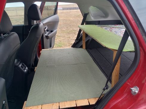 Used 2019 Kia Niro EX image 13