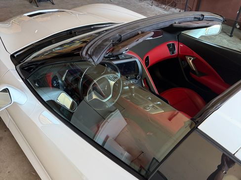 Used 2015 Chevrolet Corvette Stingray Coupe w/ 3LT Preferred Equipment Group RWD image 4