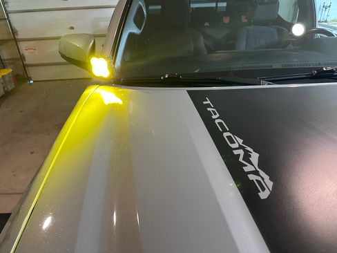 Used 2018 Toyota Tacoma TRD Off-Road image 13