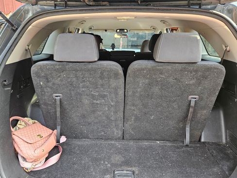 Used 2020 Kia Sorento LX image 11