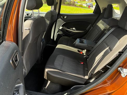 Used 2020 Ford EcoSport SE w/ SE Convenience Package image 11