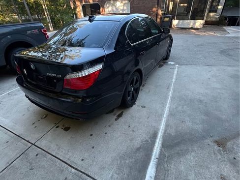 Used 2008 BMW 528xi 528xi Sedan 4D image 5