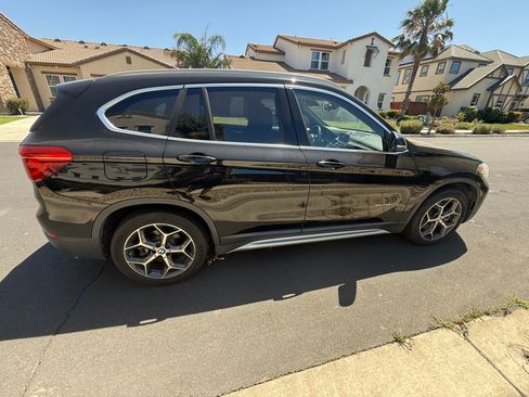 Used 2018 BMW X1 xDrive28i AWD/4WD image 6
