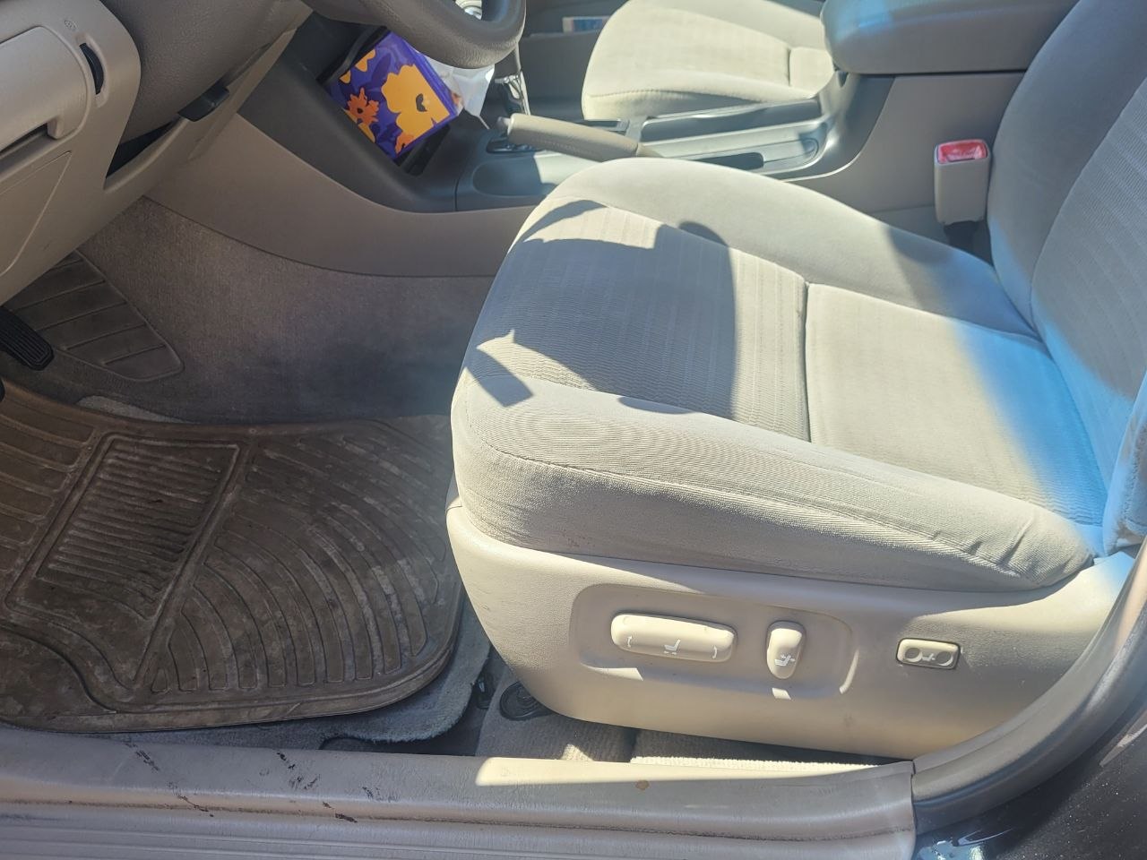 Used 2002 Toyota Camry LE FWD image 10