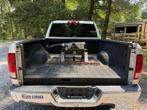 Used 2013 RAM 3500 Tradesman w/ Chrome Appearance Group AWD/4WD image 11