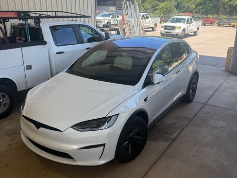 Used 2026 Tesla Model X AWD/4WD image 1