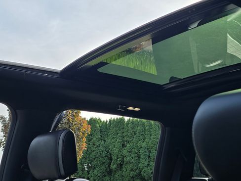 Used 2019 Ford F350 Platinum w/ Platinum Ultimate Package image 13