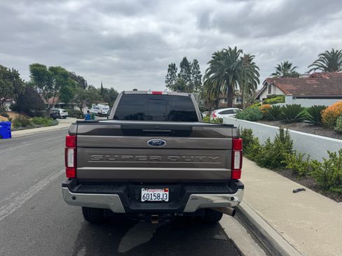 Used 2022 Ford F250 Lariat w/ Tremor Off-Road Package AWD/4WD image 5