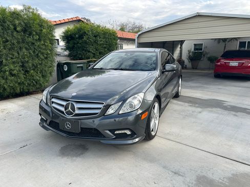 Used 2011 Mercedes-Benz E 550 Coupe image 9