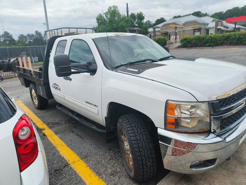 Used 2012 Chevrolet Silverado 3500 LT w/ Interior Plus Package AWD/4WD image 14