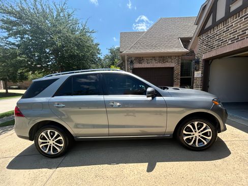 Used 2016 Mercedes-Benz GLE 350 image 10