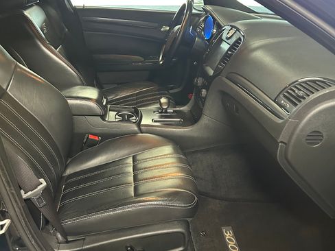Used 2014 Chrysler 300 S image 15
