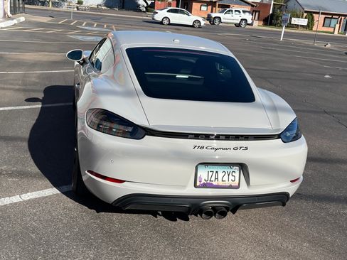 Used 2018 Porsche 718 Cayman GTS image 9