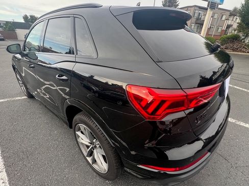 Used 2023 Audi Q3 2.0T Premium Plus image 5