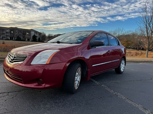 Used 2011 Nissan Sentra 2.0 S image 1