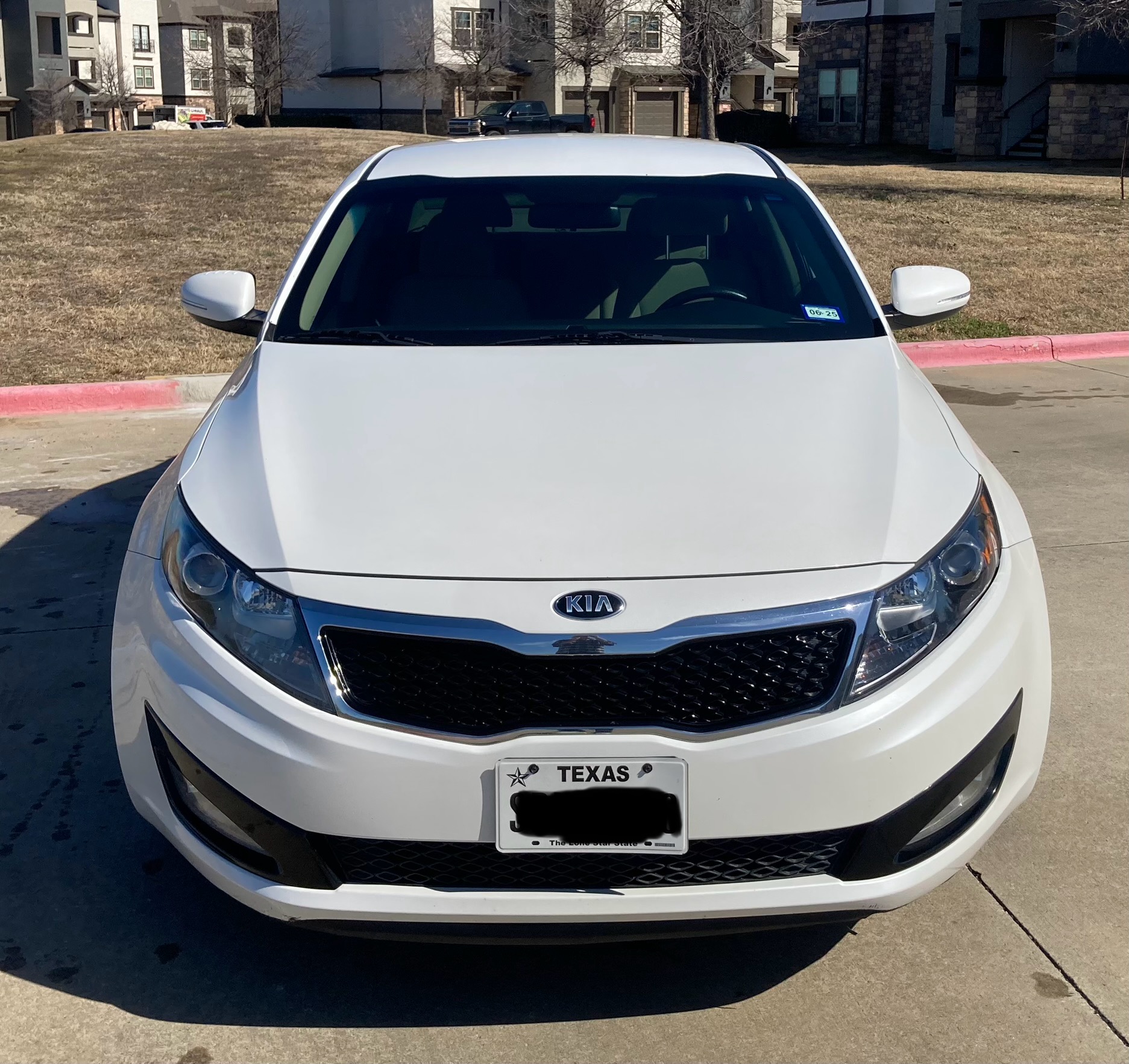 Used 2013 Kia Optima LX FWD image 1