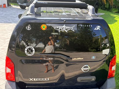 Used 2011 Nissan Xterra S w/ 4X2 Value Package RWD image 6