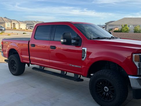 Used 2021 Ford F250 XLT w/ XLT Value Package AWD/4WD image 6
