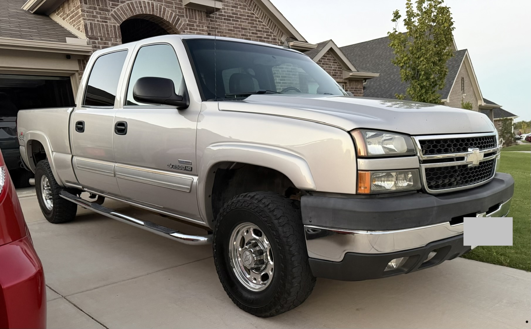 Used 2006 Chevrolet Silverado 2500 LT w/ Heavy-Duty Power Package AWD/4WD image 4